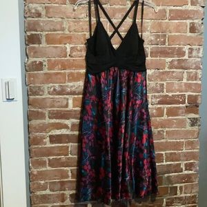 Intrigue party cocktail empire waist dress black, teal, cranberry size L